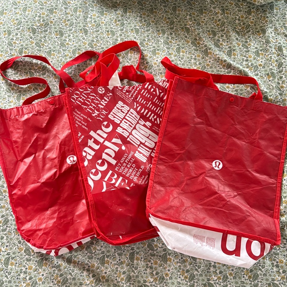 Lululemon large tote